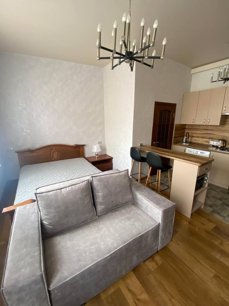 Апартаменти На Вулиці Антоновича Lemberg Exterior foto